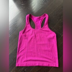 Lululemon Swiftly Tech Racerback 2.0 - Race Cropped Length tank Top Size 6